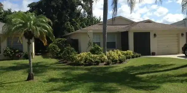569 98th AVE N