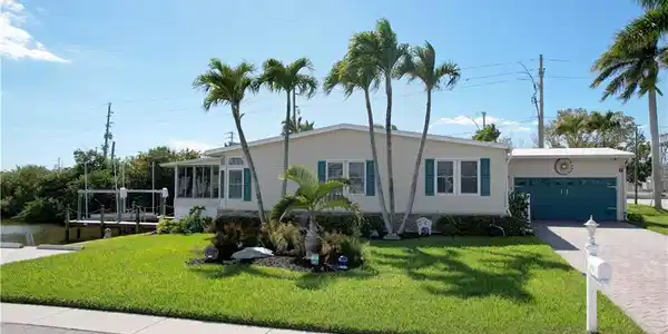 17520 AZALEA LN