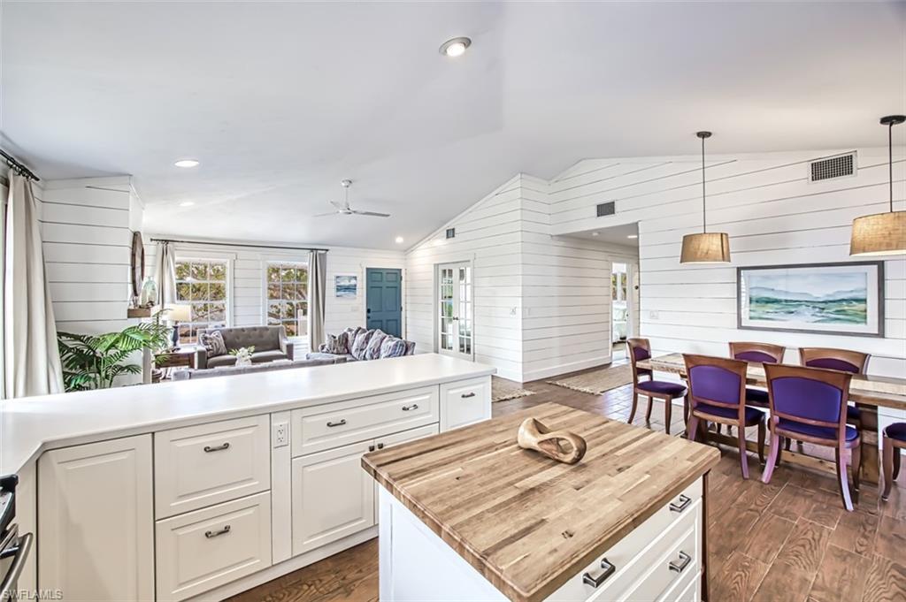 Image 3: Kitchen