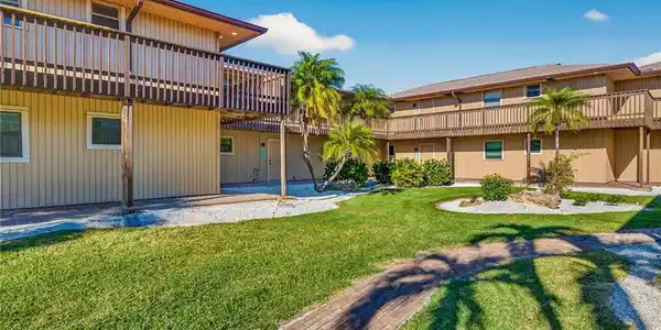 5117 Sea Bell RD