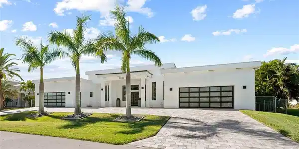 5324 Mayfair CT