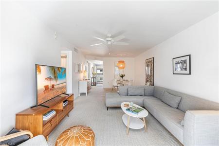 72 7th ST S