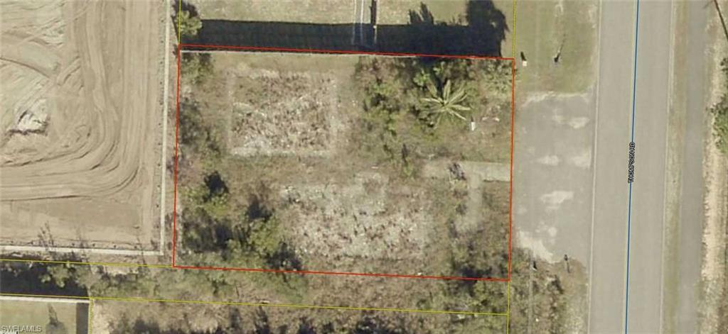 Image 1: Aerial Map. Displaying the boundaries of the property and its surrounding area