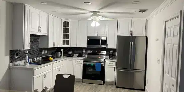 6370 Royal Woods