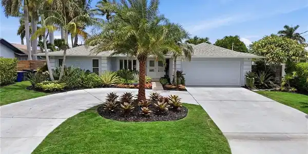 405 Prather DR