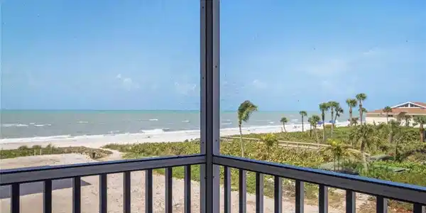 Image 3: Direct Gulf View