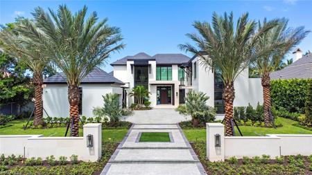 3300 Gin LN