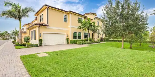 2473 Breakwater
