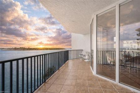 700 La Peninsula BLVD