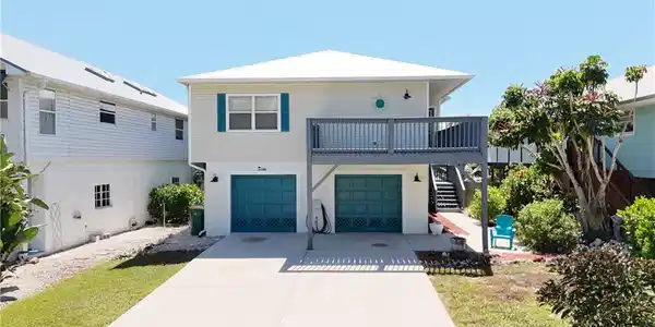 768 Park AVE
