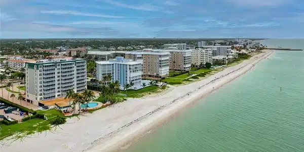 3003 Gulf Shore BLVD N