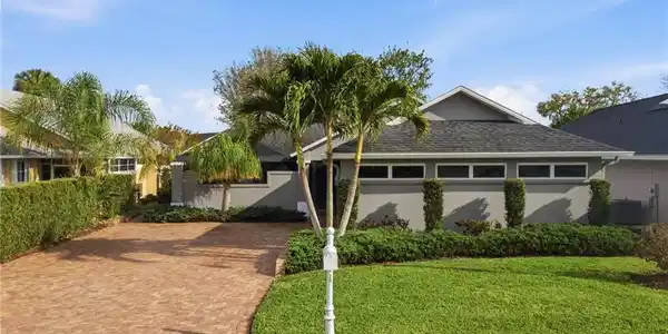 9455 Palm Island CIR