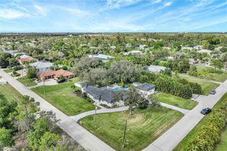 7060 Hendry Creek DR