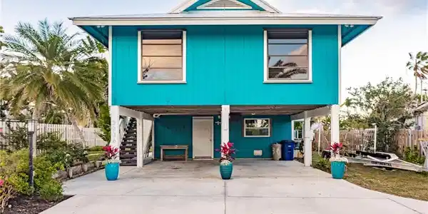 3236 6th AVE