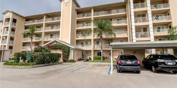 4040 Durango CT