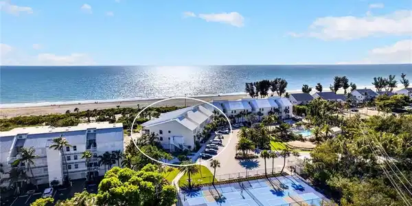 2125 Gulf Beach Villas
