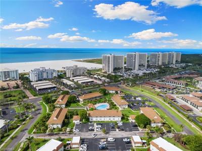 235 Seaview CT