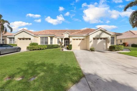 8808 E Bay CIR