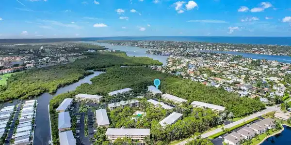 3021 Sandpiper Bay CIR