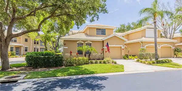 24814 Lakemont Cove LN