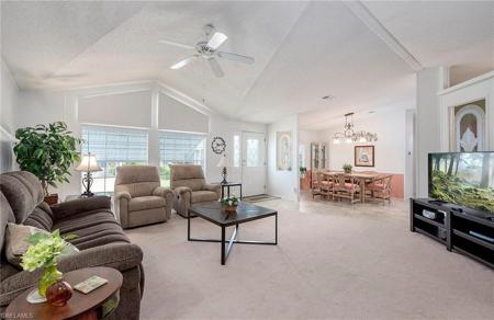 12 Coves End DR