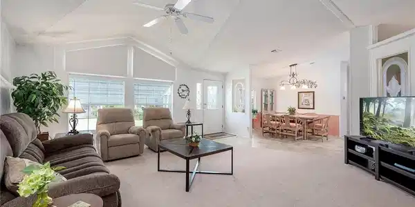 12 Coves End DR
