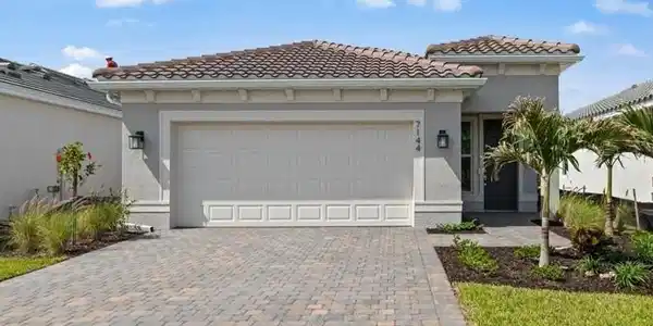 7144 Chapel Creek LN