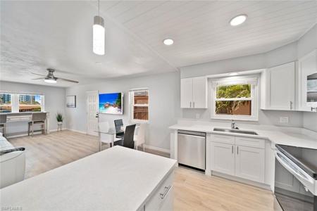 16881 Davis RD