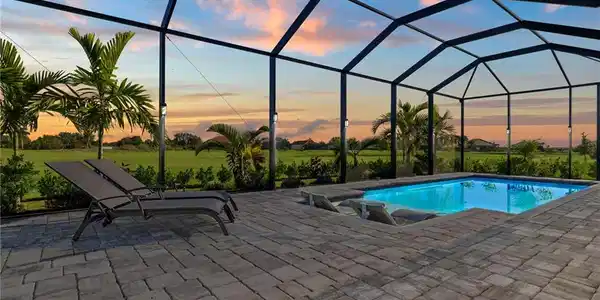 18739 Lake Hammock DR