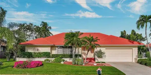 313 Meadowlark CT