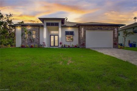 4111 Williams RD