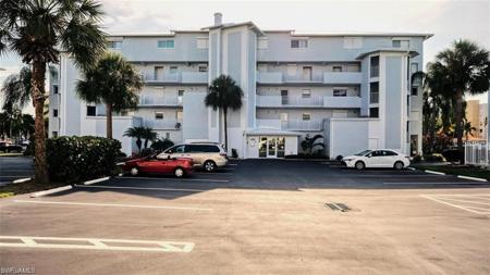 4531 Bay Beach LN