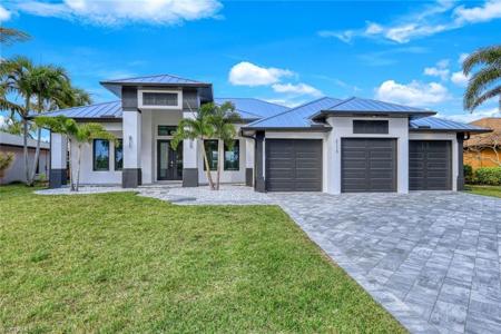 2113 SW 45th TER