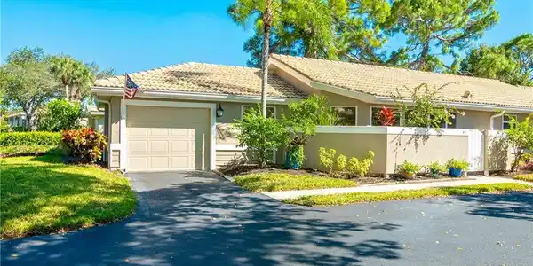 331 Emerald Bay CIR