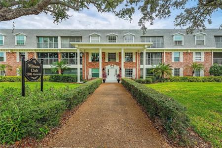 1900 Alamanda DR