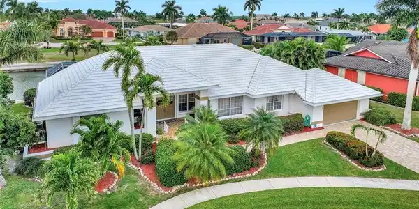 353 Grapewood CT
