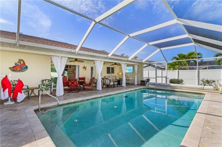 405 SW 47th ST