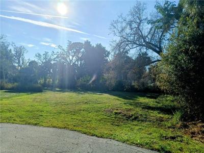 1825 Marilyn DR