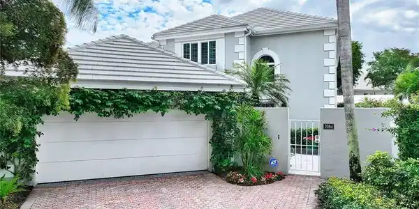 7064 Villa Lantana WAY