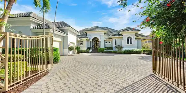 27751 Marina Pointe DR