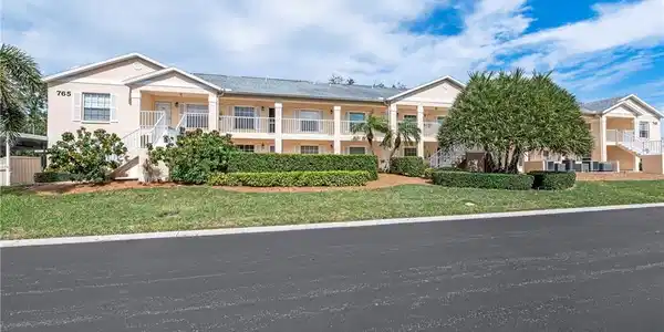 765 Wiggins Lake DR