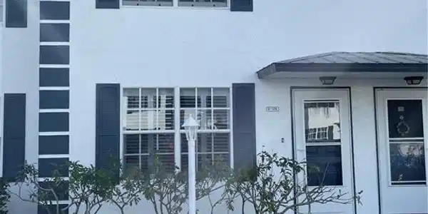 761 W Elkcam CIR