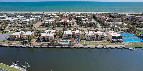 845 E Gulf DR