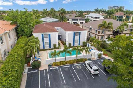 1491 Chesapeake AVE