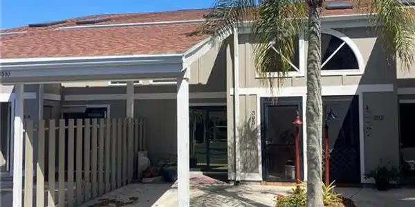 13500 Siesta Pines CT