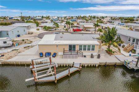 3121 Binnacle LN