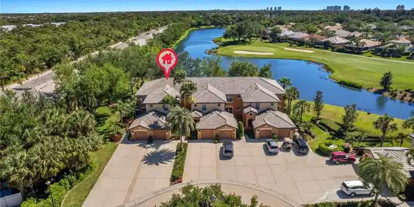 8250 Southern Hills CT