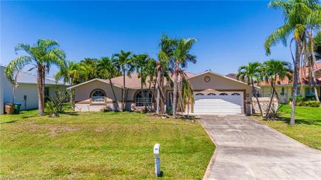 1507 SW 40th TER