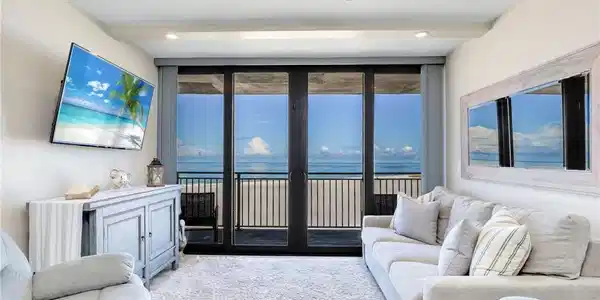 180 Seaview CT