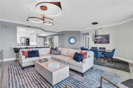 425 Cove Tower DR
